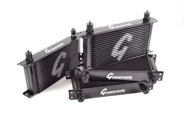 Grassroots Performance – UNIVERSAL 19-ROW OIL COOLER