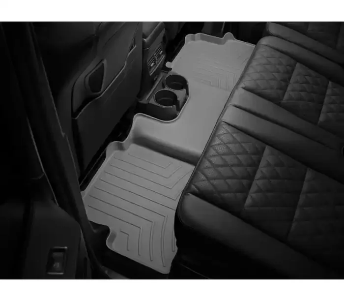 WeatherTech Rear FloorLiner Ford F-450 Super Duty Super Crew – Grey (Will not fit 4×4 manual Xfer case) 460022